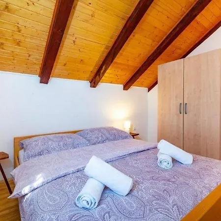Family Friendly House With A Swimming Pool Rudopolje Bruvanjsko, Zagora - 21427 Gračac